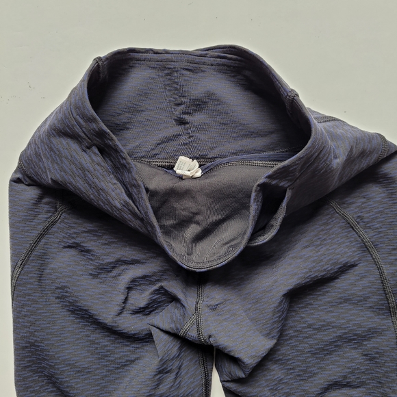 lululemon Gear Up Crop - Picture 5 of 7